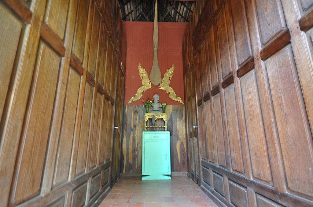 Ayutthaya Bouchic Hostel Phra Nakhon Si Ayutthaya Exterior foto